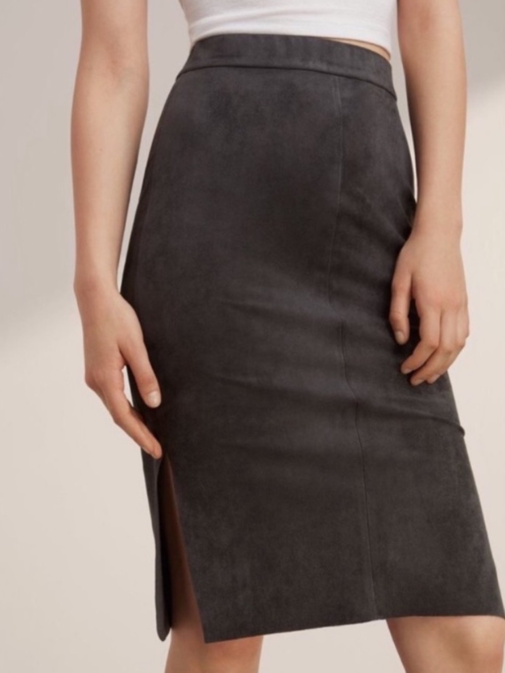Wilfred Free Aritzia Vegan Suede Skirt Size 00